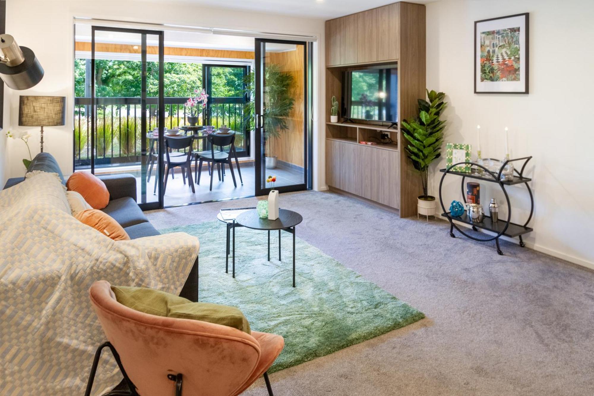 Cozy 1-Bed Apartment With Park Views, Sleeps 4 Christchurch Kültér fotó