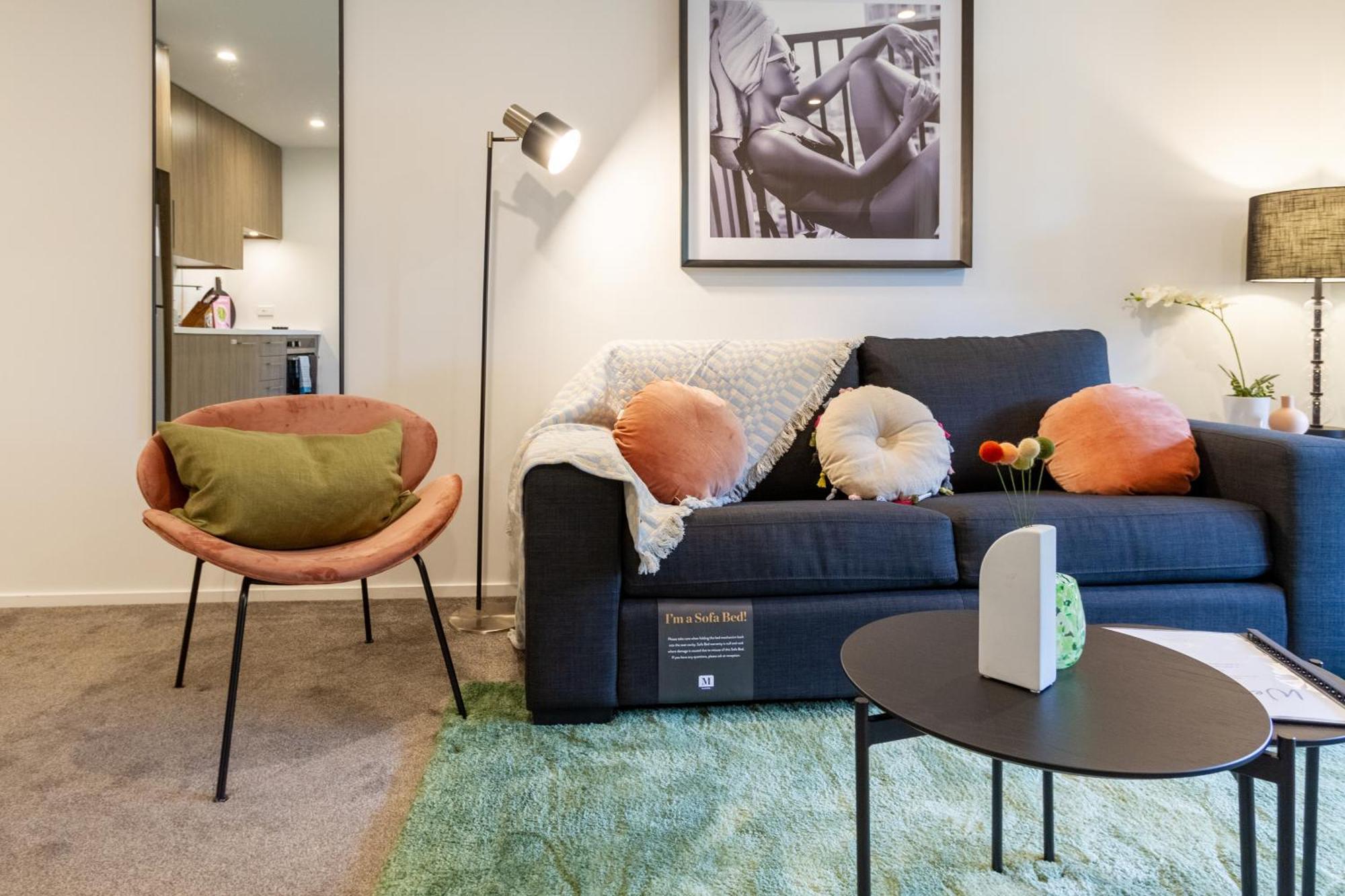 Cozy 1-Bed Apartment With Park Views, Sleeps 4 Christchurch Kültér fotó