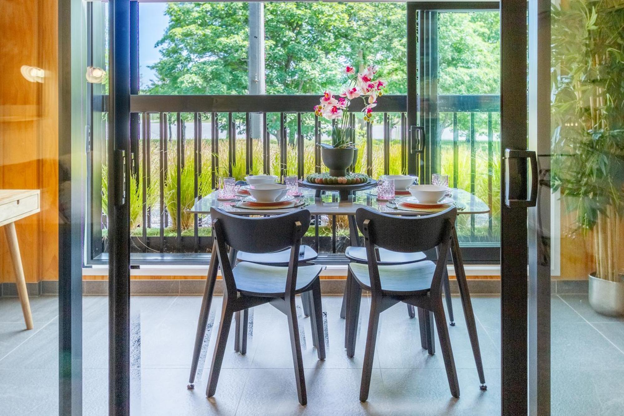 Cozy 1-Bed Apartment With Park Views, Sleeps 4 Christchurch Kültér fotó